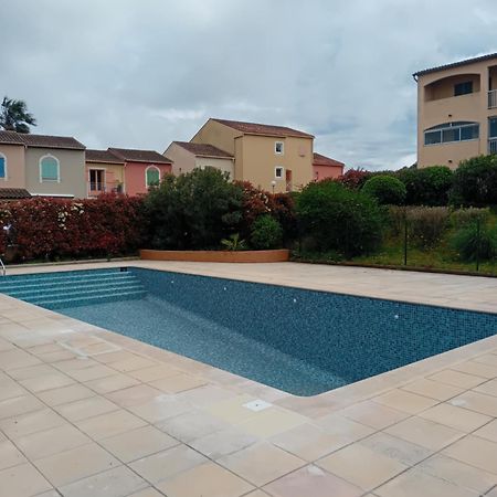 Appartement T2 A La Croix Valmer Piscine Et Tennis Exteriör bild